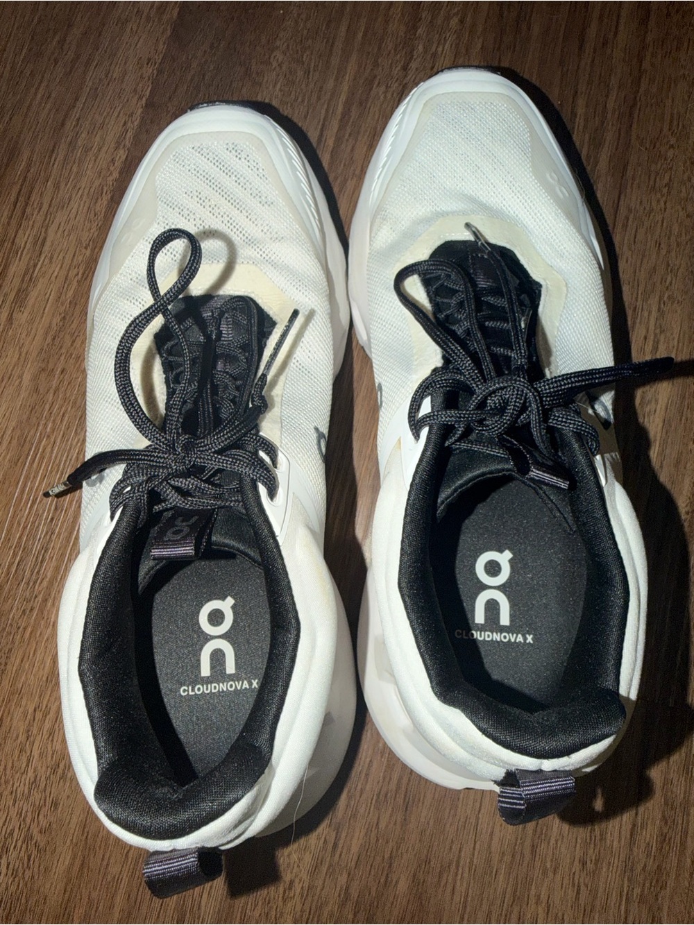 On CloudNova X Women’s Size 8.5 - Picture 4 of 7
